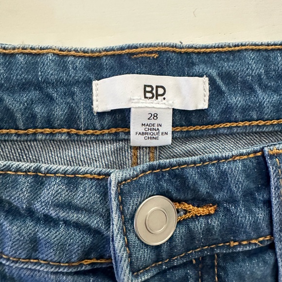 NWT Nordstrom midrise denim shorts - Picture 2 of 3